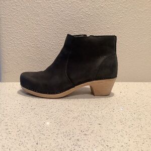 Dansko Black ankle boots size 38
